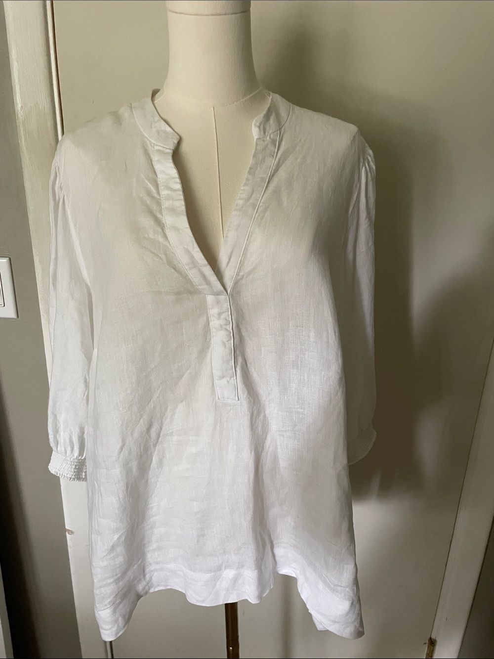 Lilly Pulitzer White Linen Split-Neck Tunic